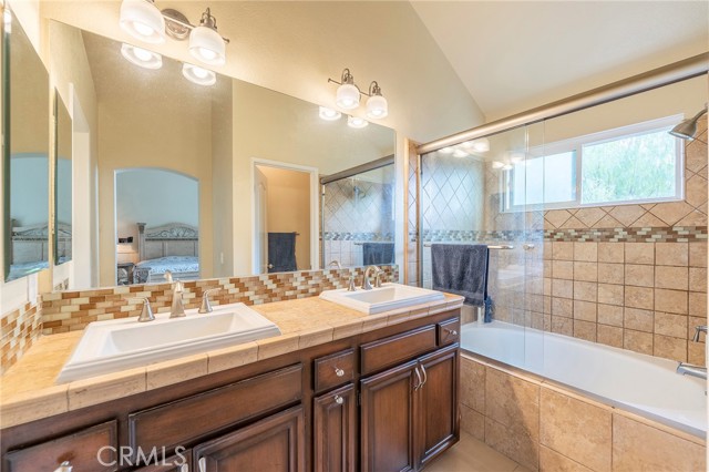 Detail Gallery Image 33 of 42 For 620 Ivywood Ln #F,  Simi Valley,  CA 93065 - 3 Beds | 2/1 Baths