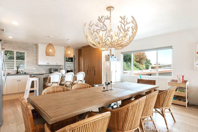 Detail Gallery Image 15 of 48 For 4028 Don Diablo, Los Angeles,  CA 90008 - 3 Beds | 2 Baths