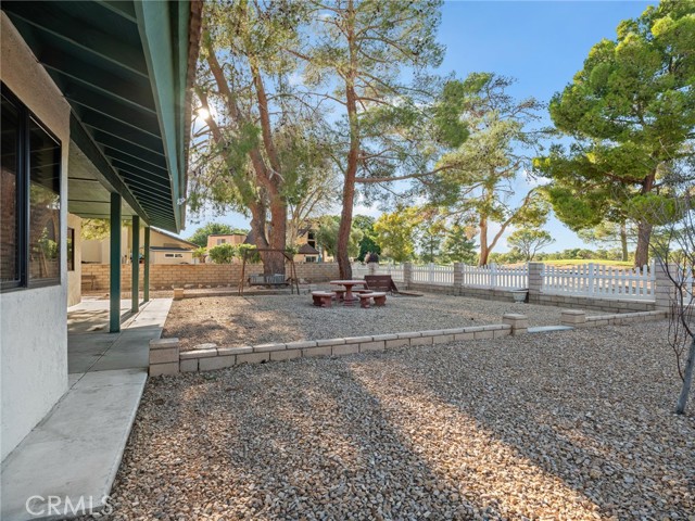 Detail Gallery Image 31 of 36 For 15082 Orchard Hill, Helendale,  CA 92342 - 2 Beds | 2 Baths