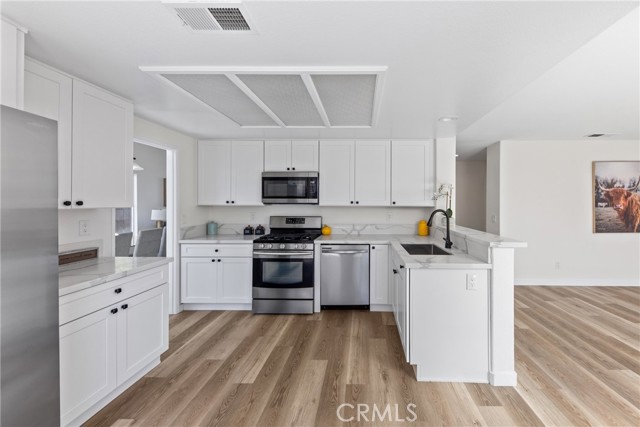 30612 Willow Village Drive, Menifee CA: https://media.crmls.org/medias/9280400c-df87-44a5-a9e2-638433d22033.jpg