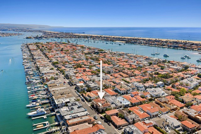 Detail Gallery Image 4 of 48 For 521 via Lido Nord, Newport Beach,  CA 92663 - 5 Beds | 4/2 Baths