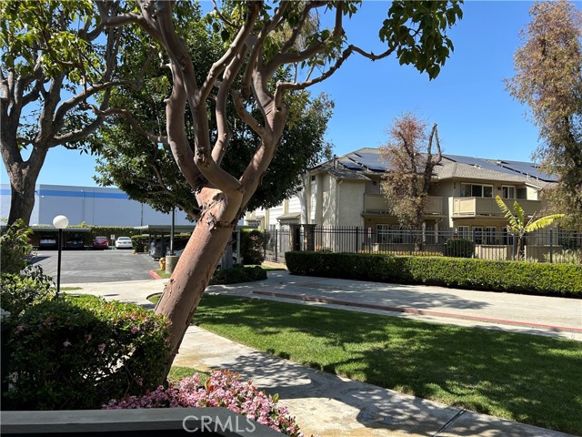 Detail Gallery Image 44 of 47 For 18232 Parkview Ln #103,  Huntington Beach,  CA 92648 - 1 Beds | 1 Baths
