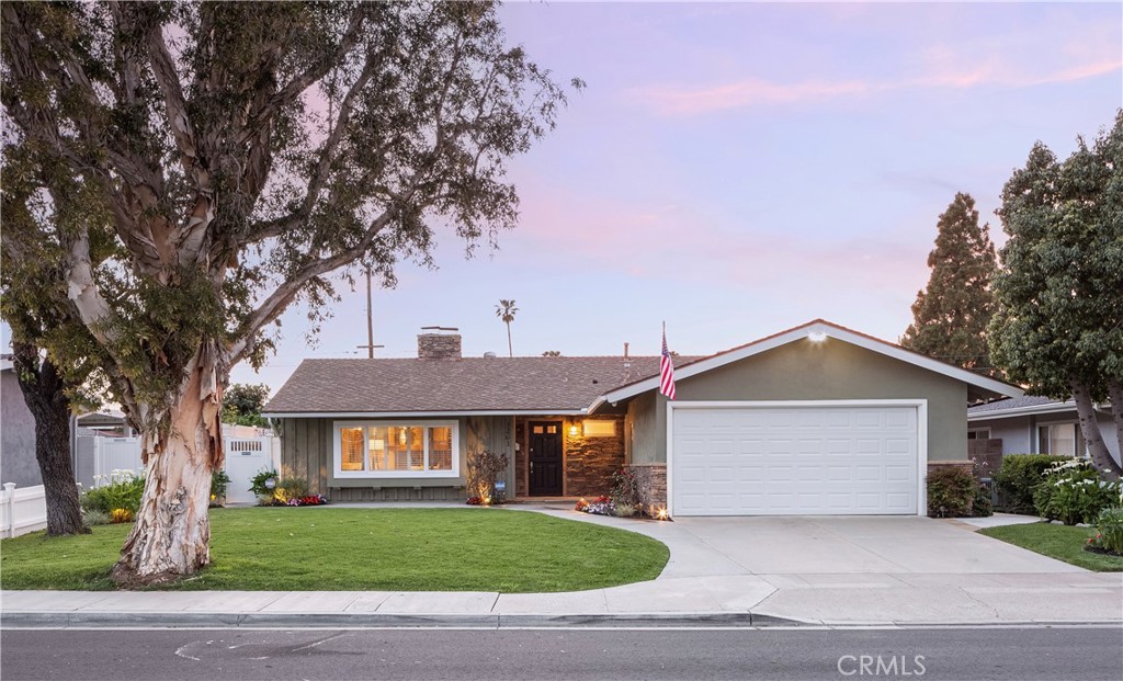 3261 Michigan Avenue, Costa Mesa, CA 92626