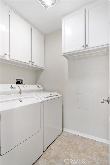 1062 Brookfield Place, Glendora CA: https://media.crmls.org/medias/92815b9d-a1c9-44fd-9b0a-46f2aa61641c.jpg
