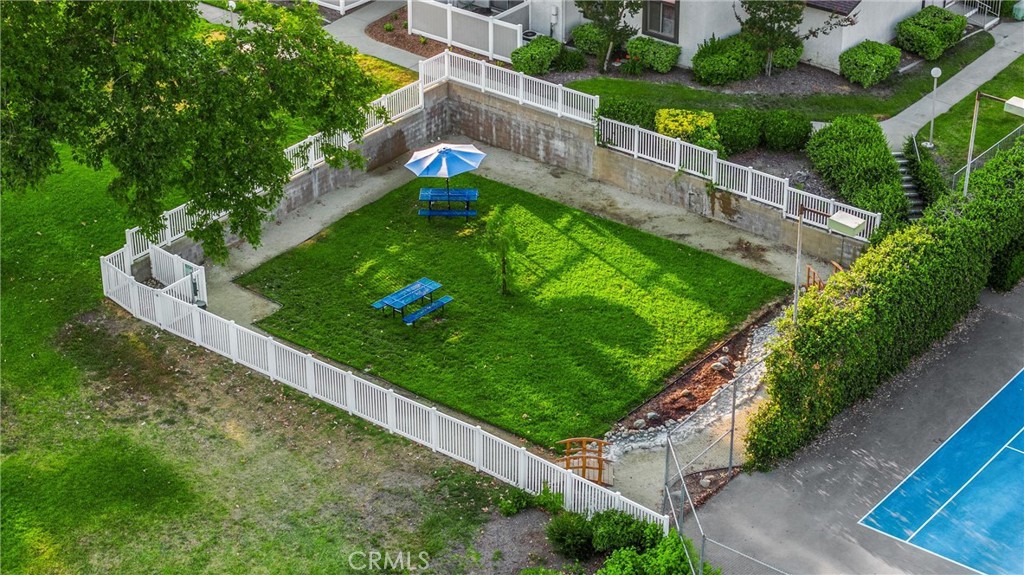 https://media.crmls.org/medias/92816be5-2f84-479c-a673-3e6f9307dcc6.jpg?preset=X-Large