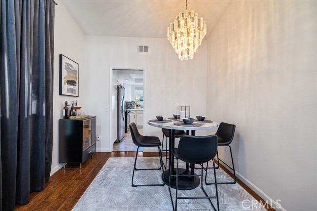 2037 Comstock Court, Palmdale CA: https://media.crmls.org/medias/9281a4d7-e780-406c-8a65-d9582d6149c5.jpg
