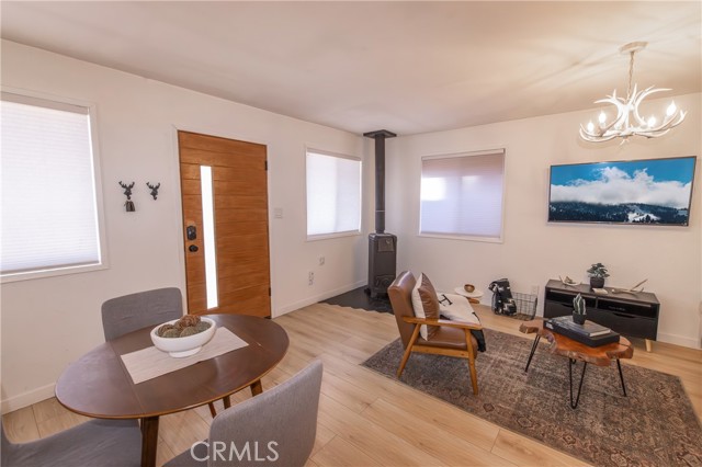 Detail Gallery Image 5 of 28 For 376 Riverside Ave, Sugarloaf,  CA 92386 - 1 Beds | 1 Baths