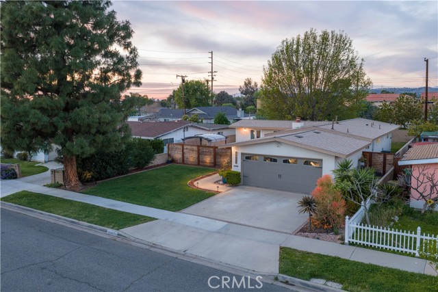 Detail Gallery Image 2 of 30 For 19031 E Center, Orange,  CA 92869 - 3 Beds | 2 Baths