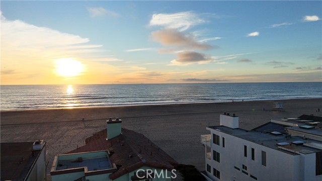Detail Gallery Image 47 of 54 For 3932 Ocean Drive, Oxnard,  CA 93035 - 3 Beds | 2/1 Baths