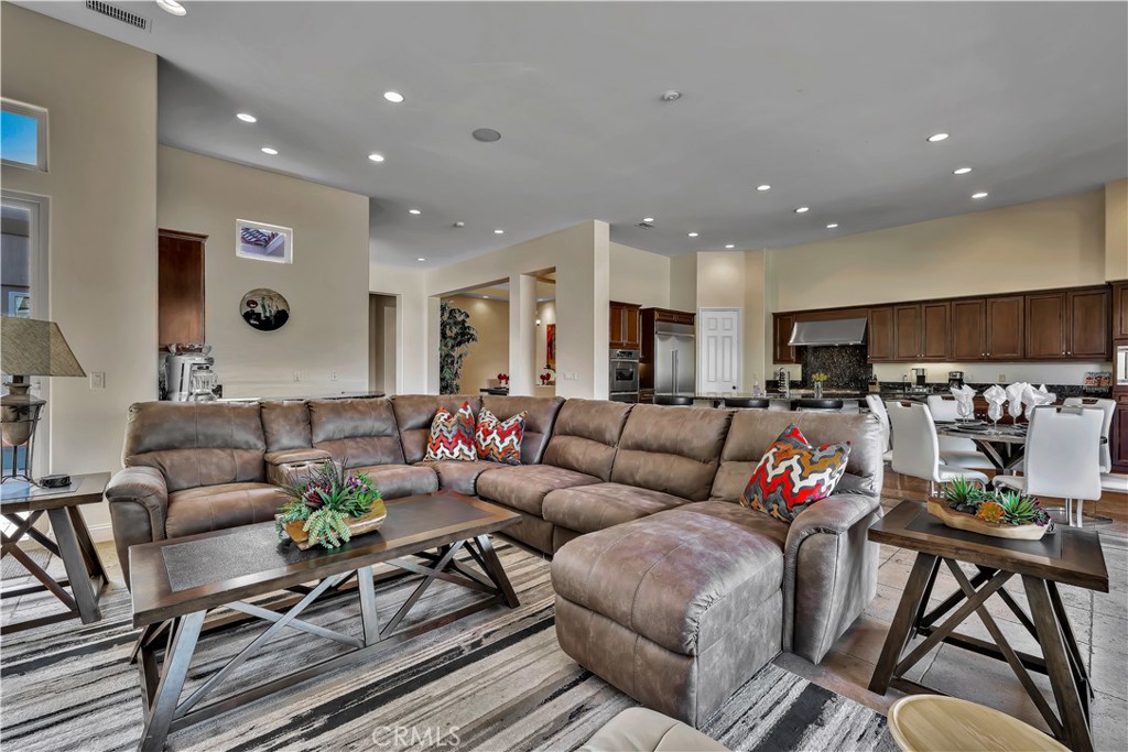 MLS #OC24164197 img 5