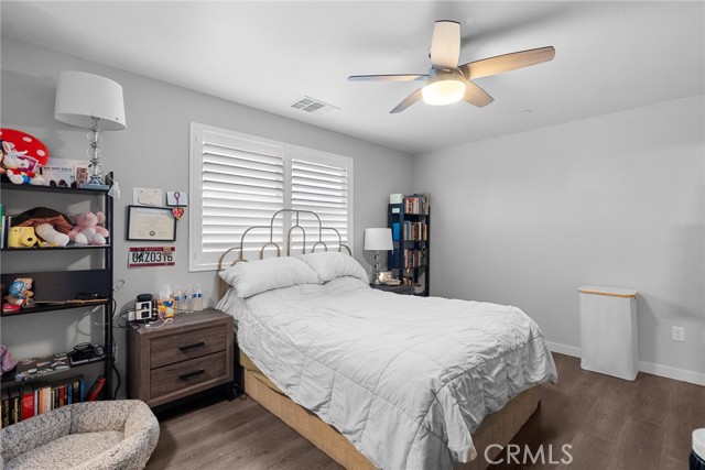 Detail Gallery Image 24 of 27 For 26146 Gravett Pl, Saugus,  CA 91350 - 4 Beds | 3 Baths