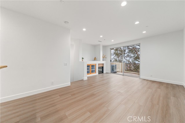 Detail Gallery Image 2 of 44 For 28456 Sassetta Way, Lake Forest,  CA 92679 - 2 Beds | 1 Baths