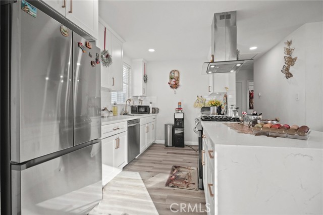 Detail Gallery Image 10 of 46 For 7323 Camellia Ave, North Hollywood,  CA 91605 - – Beds | – Baths