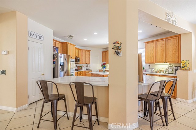 4302 Olivera Place, Lancaster CA: https://media.crmls.org/medias/9284a572-0c2d-4fa4-bc26-a00c8c15f59f.jpg