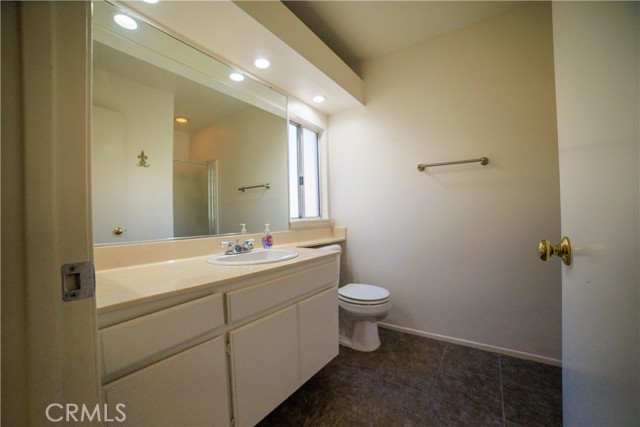 Detail Gallery Image 17 of 19 For 24514 Mcbean #52,  Valencia,  CA 91355 - 2 Beds | 3 Baths