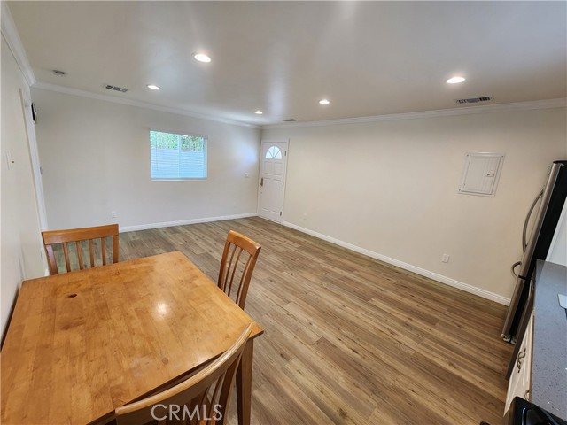 5706 Willis Avenue, Van Nuys CA: https://media.crmls.org/medias/928632b7-5c83-404d-9c5b-061dbc185391.jpg