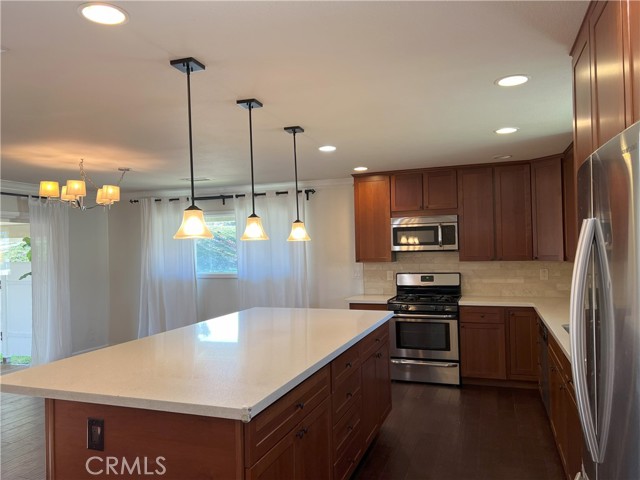 Detail Gallery Image 11 of 22 For 2702 San Lucas Ln, Costa Mesa,  CA 92626 - 3 Beds | 2 Baths