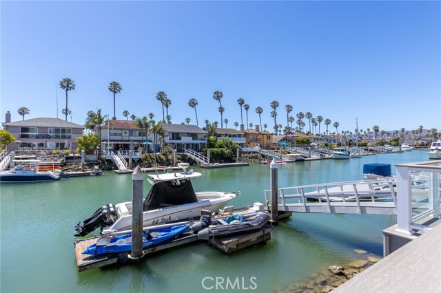 2823 Seahorse Avenue, Ventura CA: https://media.crmls.org/medias/9286ffa5-eb83-4e76-825e-f873d5d13667.jpg