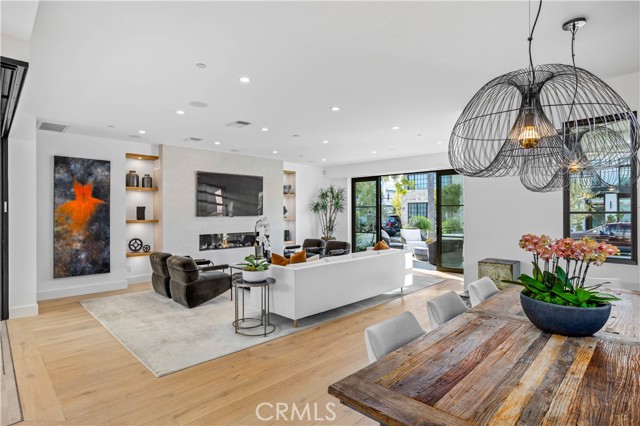 Detail Gallery Image 7 of 33 For 304 Goldenrod Ave, Corona Del Mar,  CA 92625 - 4 Beds | 3/2 Baths