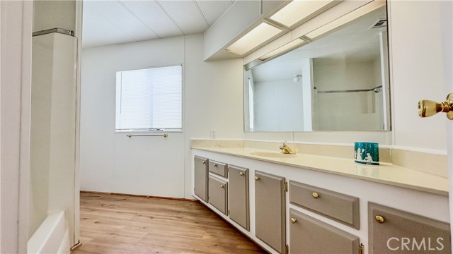 Detail Gallery Image 16 of 21 For 1701 S Thornburg St #139,  Santa Maria,  CA 93458 - 2 Beds | 2 Baths