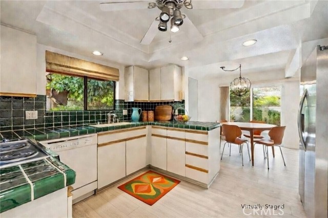 Detail Gallery Image 16 of 52 For 255 E Avenida Granada #211,  Palm Springs,  CA 92264 - 2 Beds | 2 Baths