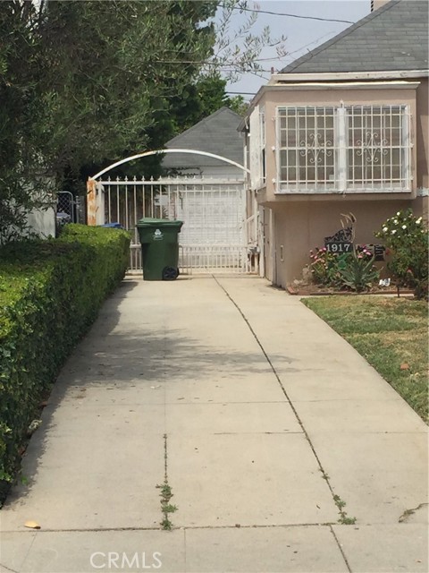 Image 2 for 1917 S Sherbourne Dr, Los Angeles, CA 90034