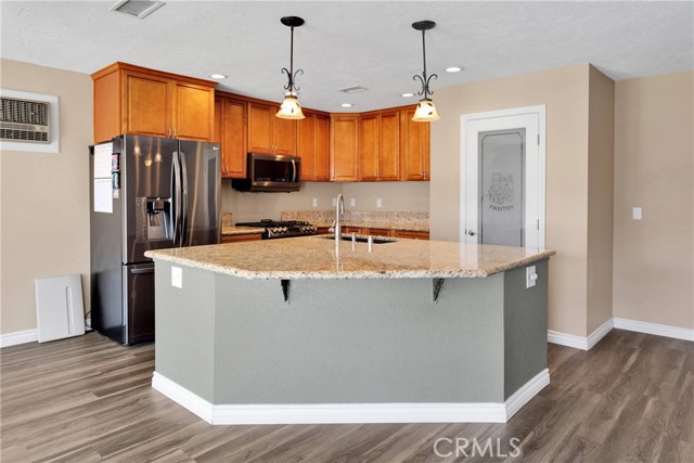 13435 Spring Valley, Victorville CA: https://media.crmls.org/medias/928a17e7-f628-4802-8391-09e29ff49903.jpg