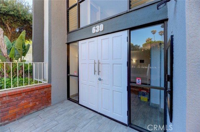 630 The Village, Redondo Beach, California 90277, 1 Bedroom Bedrooms, ,1 BathroomBathrooms,Residential,Sold,The Village,SB22154695