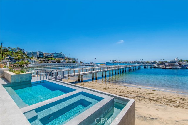 2209 Bayside Drive, Corona del Mar CA: https://media.crmls.org/medias/928a3bd9-e95b-43ea-9779-c9f4140be235.jpg