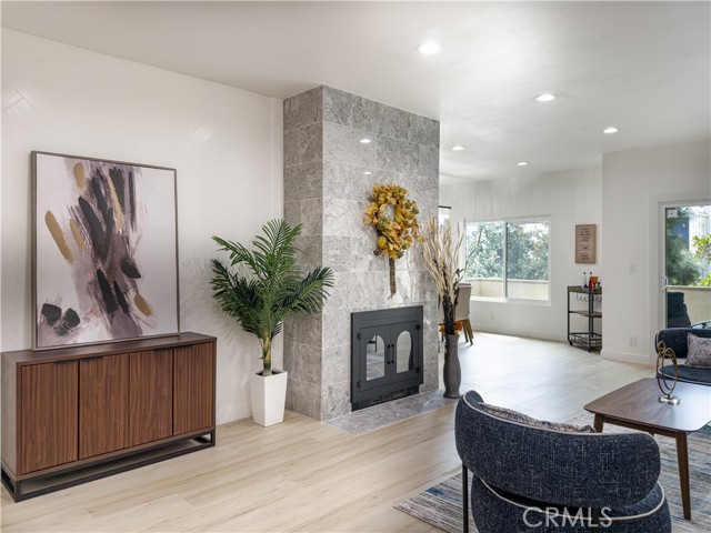 Detail Gallery Image 15 of 64 For 1944 Glendon #209,  Los Angeles,  CA 90025 - 2 Beds | 2/1 Baths