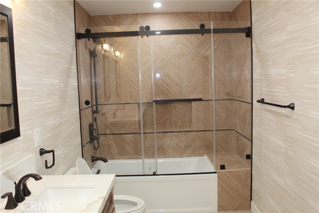 4400 Portico Place, Encino CA: https://media.crmls.org/medias/928a9aac-f3d9-4d62-8051-e233a39c6752.jpg