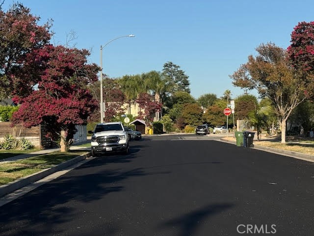 https://media.crmls.org/medias/928ac5ee-e6ce-498c-8d89-d8b2dbbc18b9.jpg?preset=X-Large