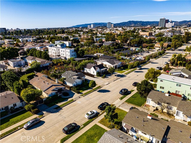 2024 Federal Avenue, Los Angeles, California 90025, 2 Bedrooms Bedrooms, ,1 BathroomBathrooms,Single Family Residence,For Sale,Federal,SB24075821