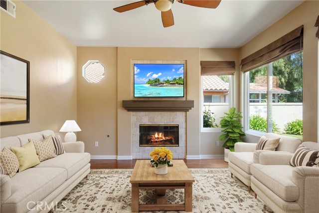 9320 Isaac Lord Drive, Rancho Cucamonga CA: https://media.crmls.org/medias/928bc333-b841-4e20-b6df-132530b4fbd6.jpg