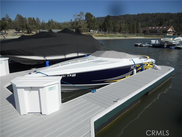 Detail Gallery Image 4 of 6 For 400 Pine Knot # C-55, Big Bear Lake,  CA 92315 - – Beds | – Baths