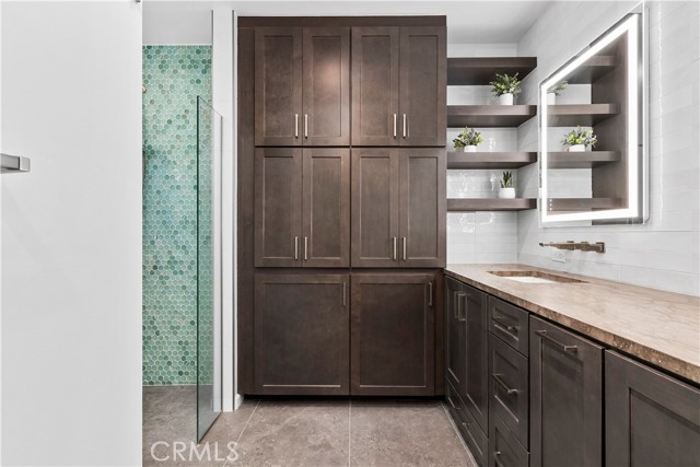 3556 Rutgers Avenue, Long Beach CA: https://media.crmls.org/medias/928cd323-f978-40ea-9e8d-79d514ad2b49.jpg