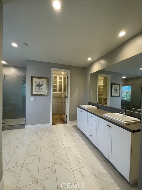 170 Villa Ridge, Irvine CA: https://media.crmls.org/medias/928d3a63-d3d7-4e14-b694-65c09dd7ce28.jpg