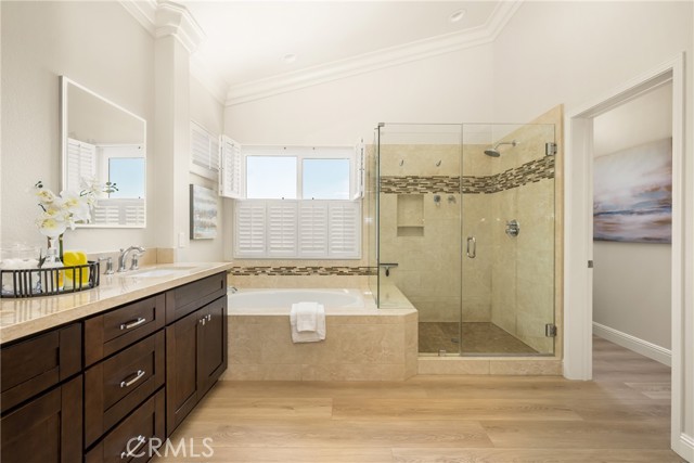 14 Celonova Place, Lake Forest CA: https://media.crmls.org/medias/928f0963-8cb5-4c7a-ab06-76df7da31f93.jpg