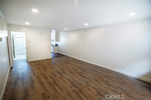 Detail Gallery Image 7 of 23 For 240 W Verdugo Ave #K,  Burbank,  CA 91502 - 2 Beds | 2 Baths