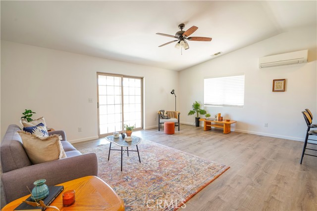 Detail Gallery Image 12 of 51 For 64983 3rd St, Joshua Tree,  CA 92252 - 3 Beds | 2 Baths