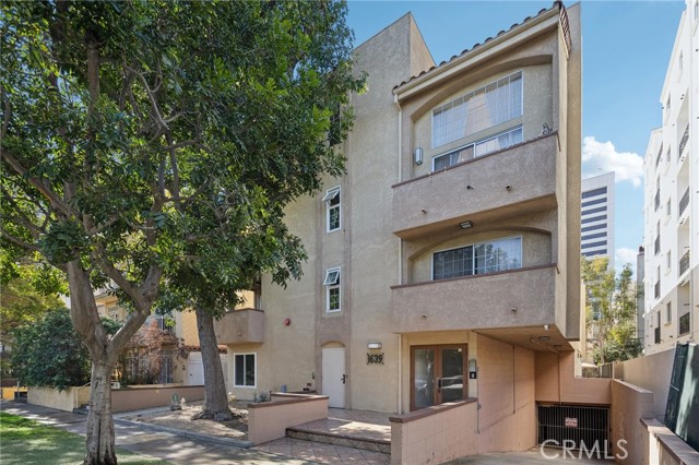 1639 Camden AVE Unit: 101
