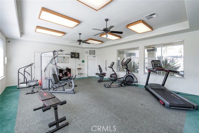 1542 E Alluvial Avenue, Fresno CA: https://media.crmls.org/medias/9290e5df-8d2d-4e4c-bc39-25c712224eb1.jpg