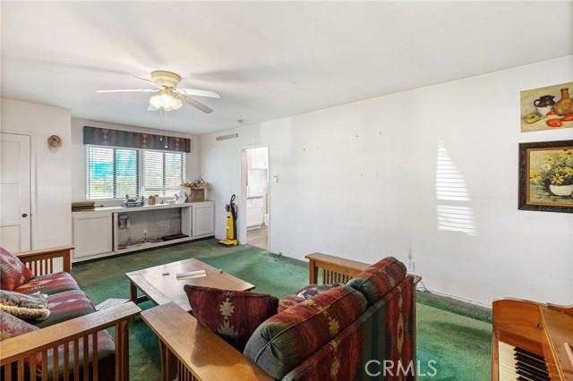 1350 Curtis Avenue, Manhattan Beach, California 90266, 3 Bedrooms Bedrooms, ,1 BathroomBathrooms,Residential,Sold,Curtis,SB23033772