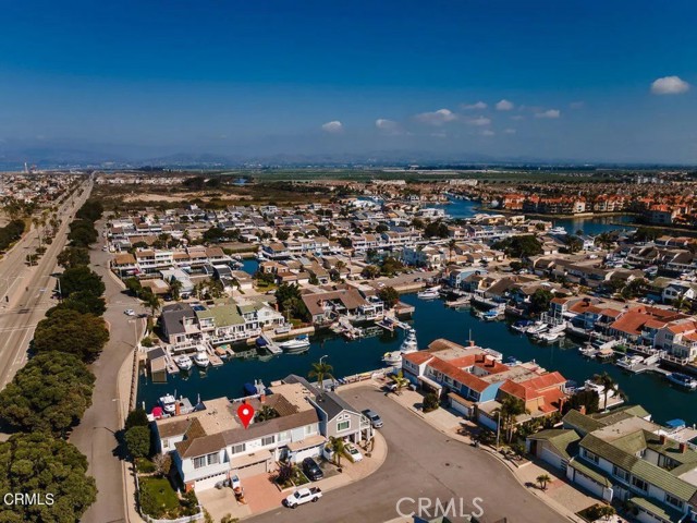 4541 Lyme Bay, Oxnard CA: https://media.crmls.org/medias/9291b5de-0aa8-44b0-8894-e50afe12496f.jpg