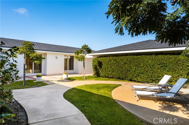 2815 Blue Water Drive, Corona del Mar CA: https://media.crmls.org/medias/9291bbef-b1be-400d-9eb6-bca7a1fe87ee.jpg