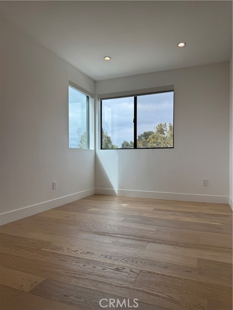 Detail Gallery Image 27 of 54 For 4336 N Serene Pl, Studio City,  CA 91604 - 3 Beds | 2/1 Baths