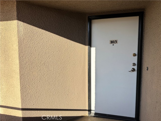 Detail Gallery Image 14 of 21 For 4717 Ben Ave #103,  Valley Village,  CA 91607 - 1 Beds | 1 Baths