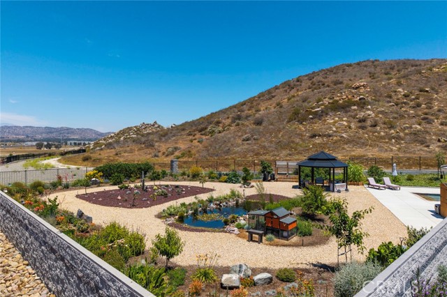 27834 Via Santa Catarina, Menifee CA: https://media.crmls.org/medias/92937136-d69a-4ac1-bae0-92afd9cce7f4.jpg
