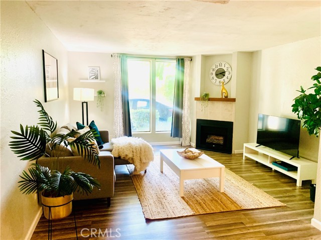 4919 N Millbrook Avenue, Fresno CA: https://media.crmls.org/medias/92937ad9-ed6a-4cf5-a3fa-1549a67d0931.jpg