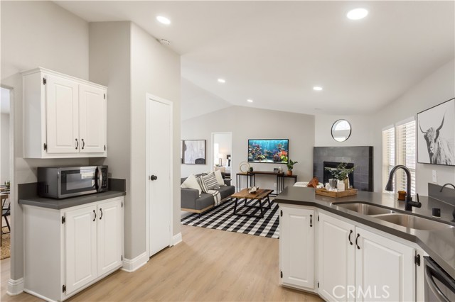 32623 Patita Lane, Winchester CA: https://media.crmls.org/medias/9294df92-2f49-4d96-8448-9ed408b81a72.jpg